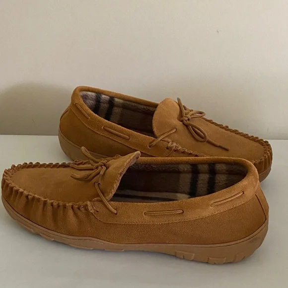 Men's Tan Moccasin Slippers Loafers Sz 14 like new International leather suede - Picture 2 of 8
